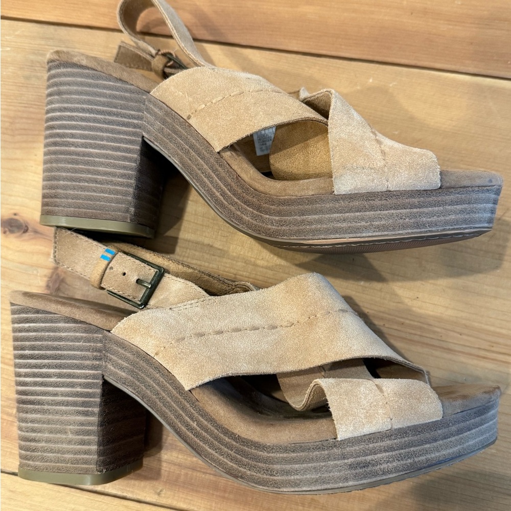Tom’s Suede platform sandals